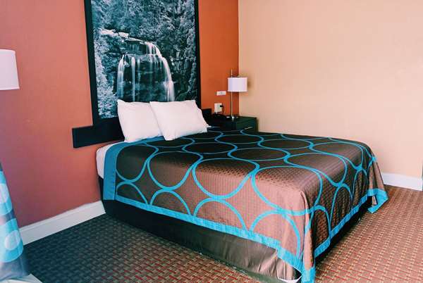  - Super 8 Motel Marion - I-40, Exit 85