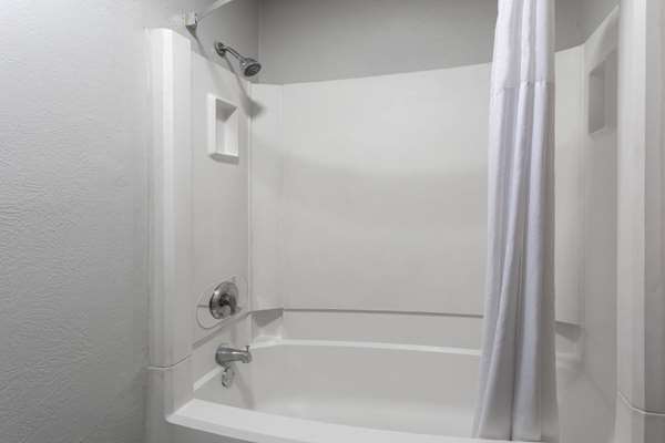  - Super 8 Motel Central Amarillo - I-40, Exit 72A