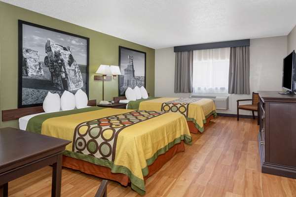  - Super 8 Motel Central Amarillo - I-40, Exit 72A