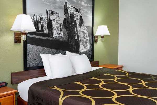  - Super 8 Motel Central Amarillo - I-40, Exit 72A
