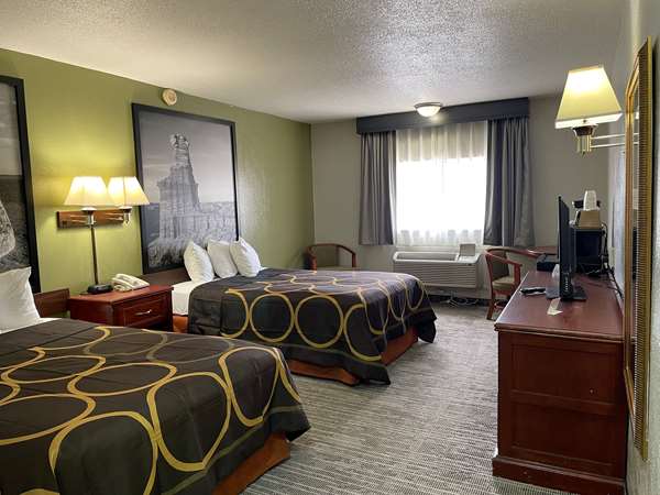  - Super 8 Motel Central Amarillo - I-40, Exit 72A
