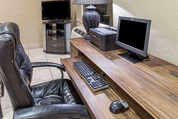 Conference Area - Super 8 Hotel Roseburg - I-5, Exit 127