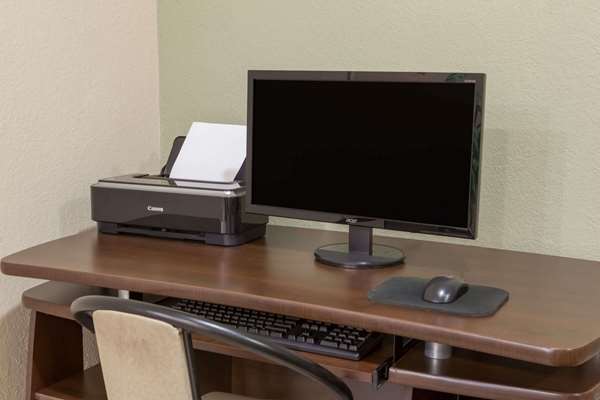 Conference Area - Super 8 Hotel Pincher Creek