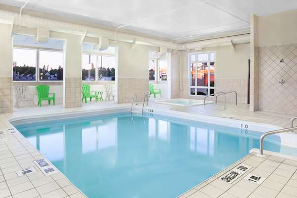  - Super 8 Hotel Brandon