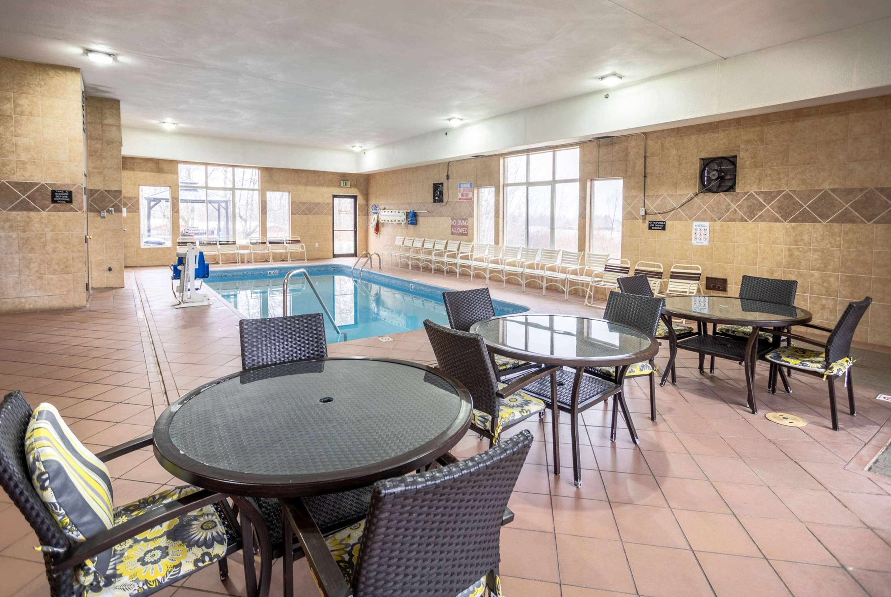 Pool | Super 8 by Wyndham Big Rapids