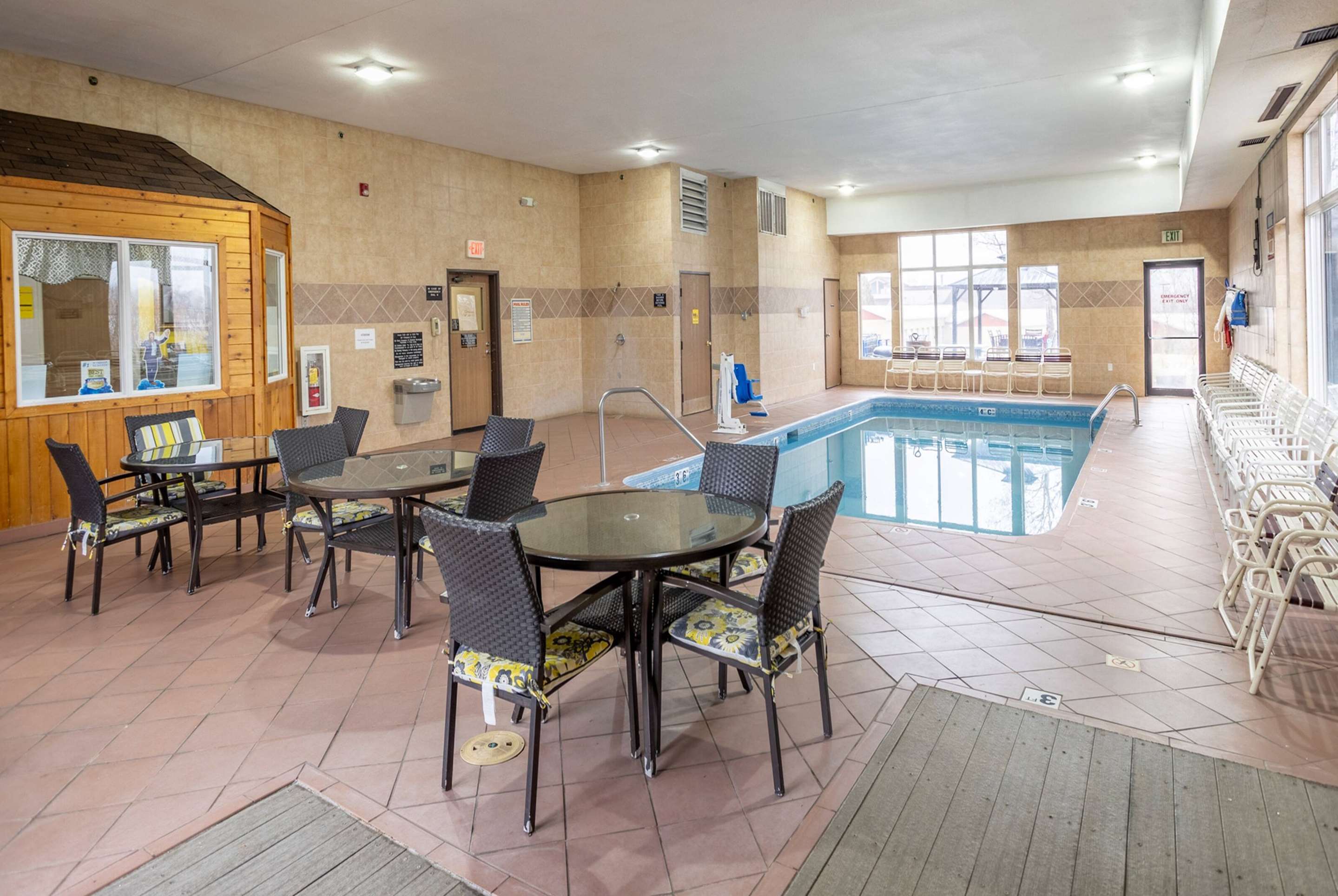 Pool | Super 8 by Wyndham Big Rapids