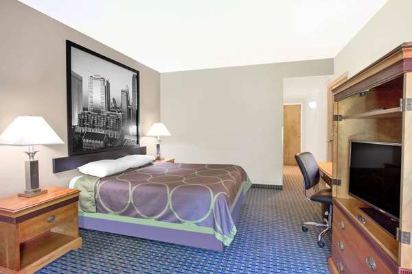  - Super 8 Motel Clemmons - I-40, Exit 184