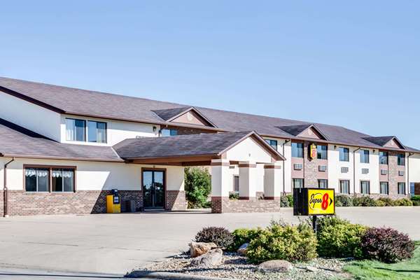 Exterior view - Super 8 Motel Oelwein