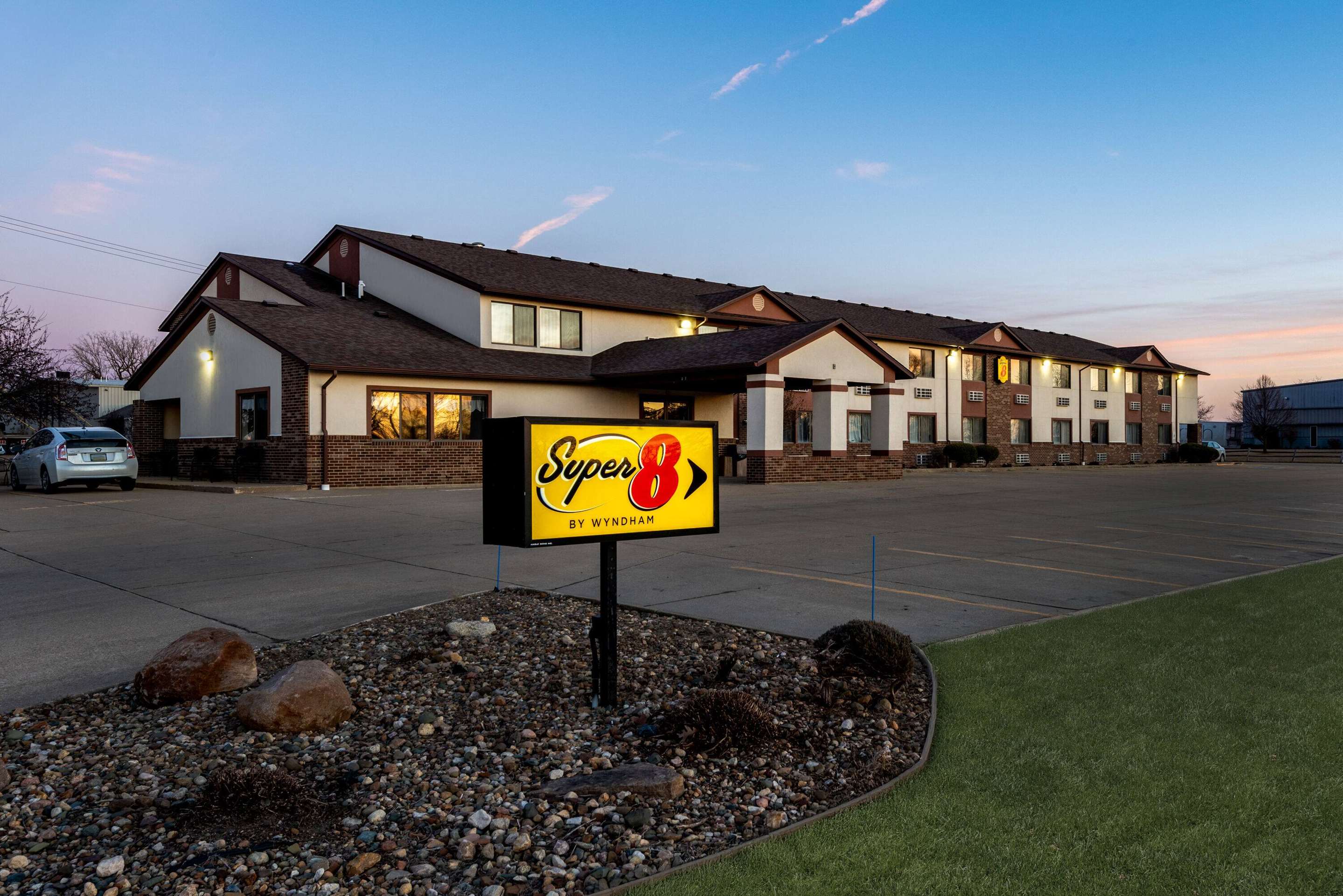 Exterior | Super 8 by Wyndham Oelwein