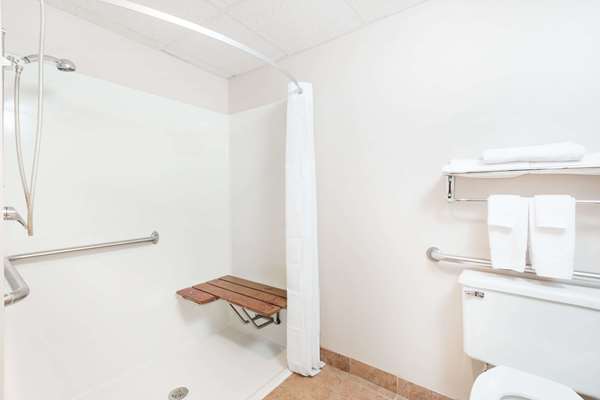  - Super 8 Hotel Jefferson