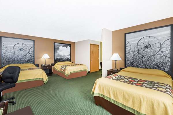  - Super 8 Hotel Jefferson