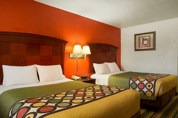  - Super 8 Motel Pleasanton