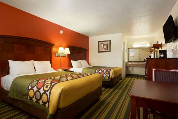  - Super 8 Motel Pleasanton
