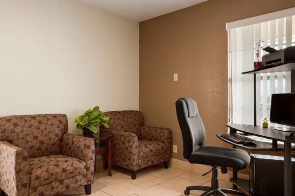 Conference Area - Super 8 Motel Pleasanton