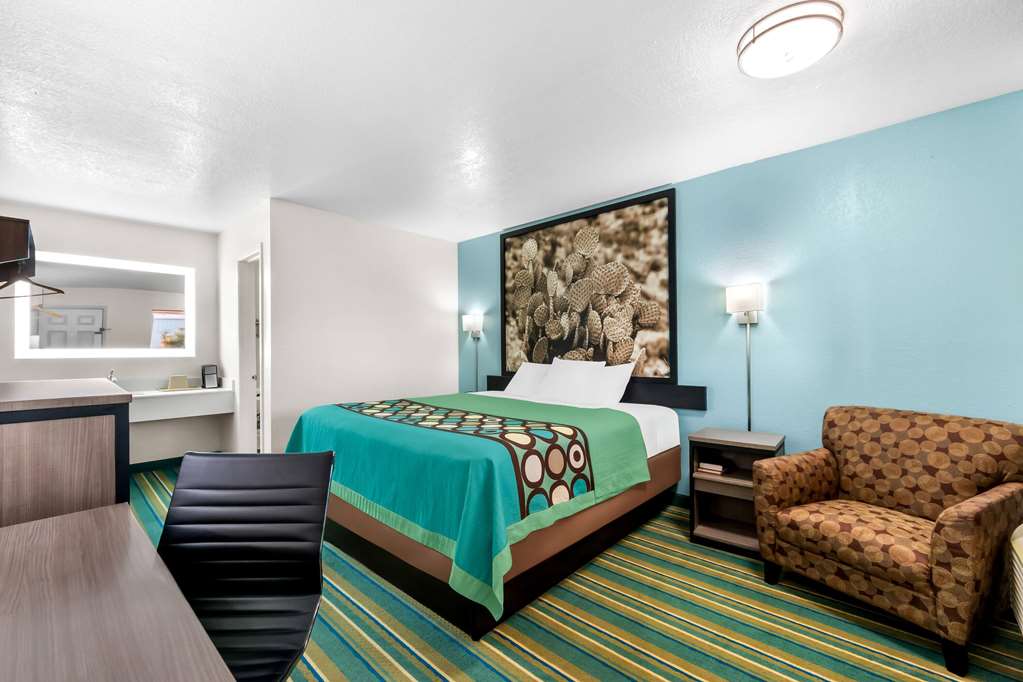 Super 8 by Wyndham Pleasanton - Tap to explore photos