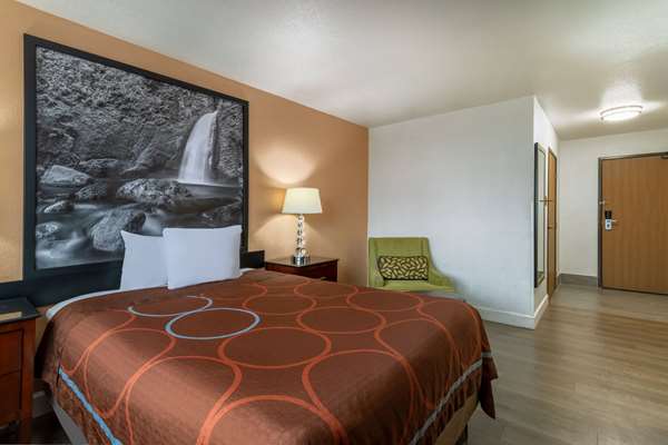  - Super 8 Hotel The Dalles