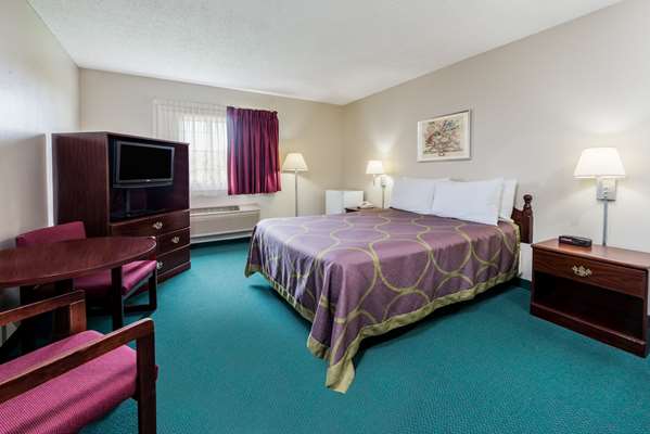  - Super 8 Hotel Jerseyville