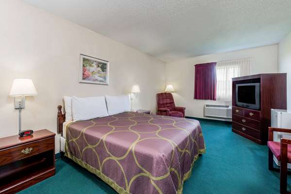 - Super 8 Hotel Jerseyville