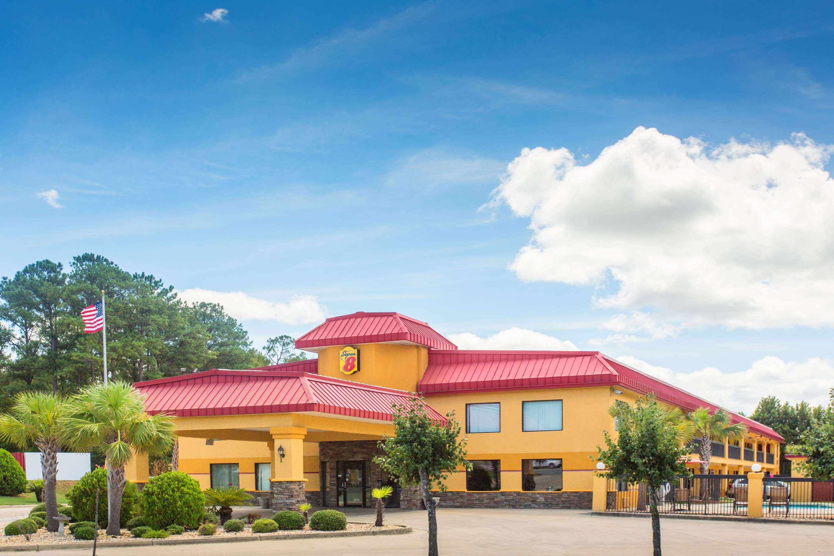 Exterior | Super 8 by Wyndham Dublin