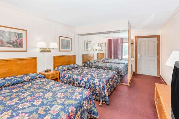  - Knights Inn & Suites South Sioux City