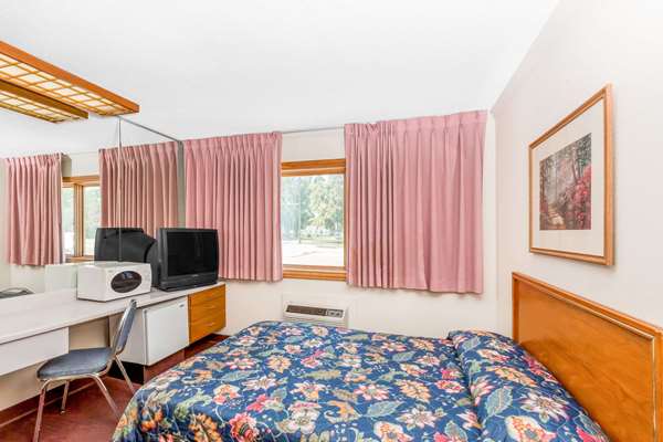  - Knights Inn & Suites South Sioux City