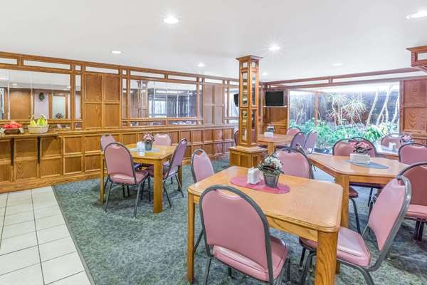 Amenities - Knights Inn & Suites South Sioux City