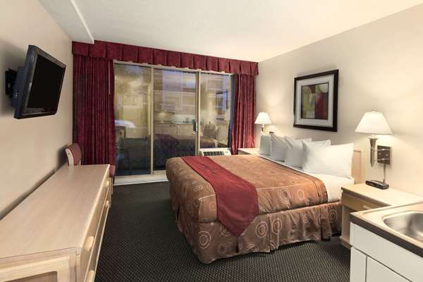  - Travelodge Nanaimo