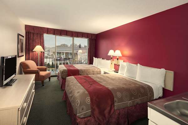  - Travelodge Nanaimo