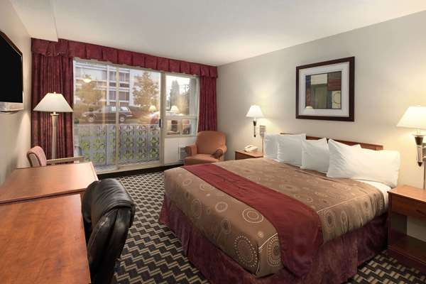  - Travelodge Nanaimo