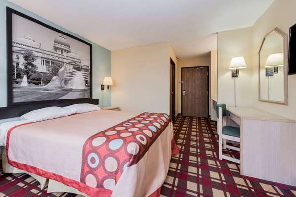  - Super 8 Hotel Martinsville