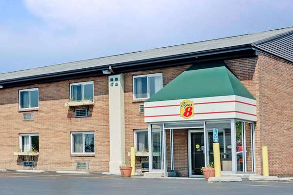 Exterior view - Super 8 Hotel Kenmore