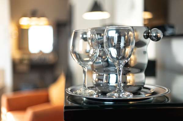 Suite - Ramada Limited Hotel Surrey