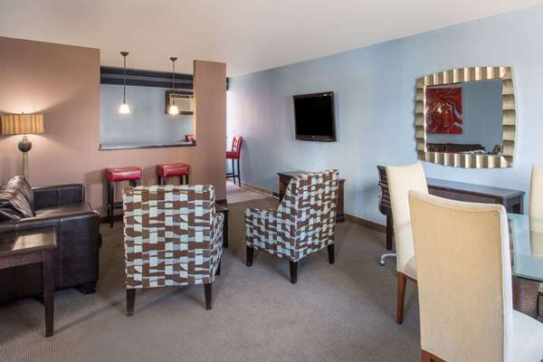 Suite - Travelodge Hotel South Strip Las Vegas