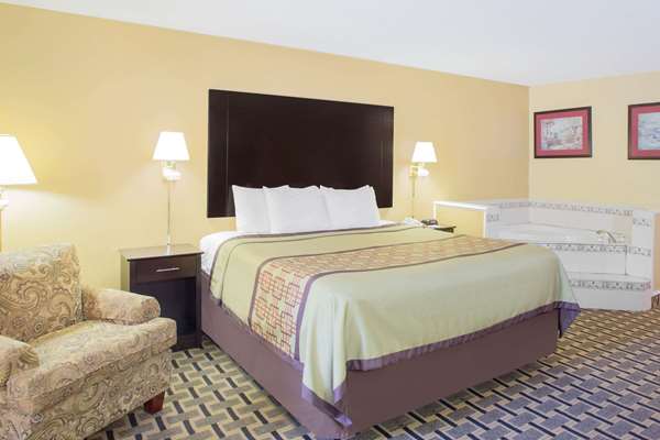  - Days Inn Andalusia