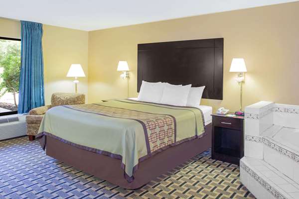  - Days Inn Andalusia