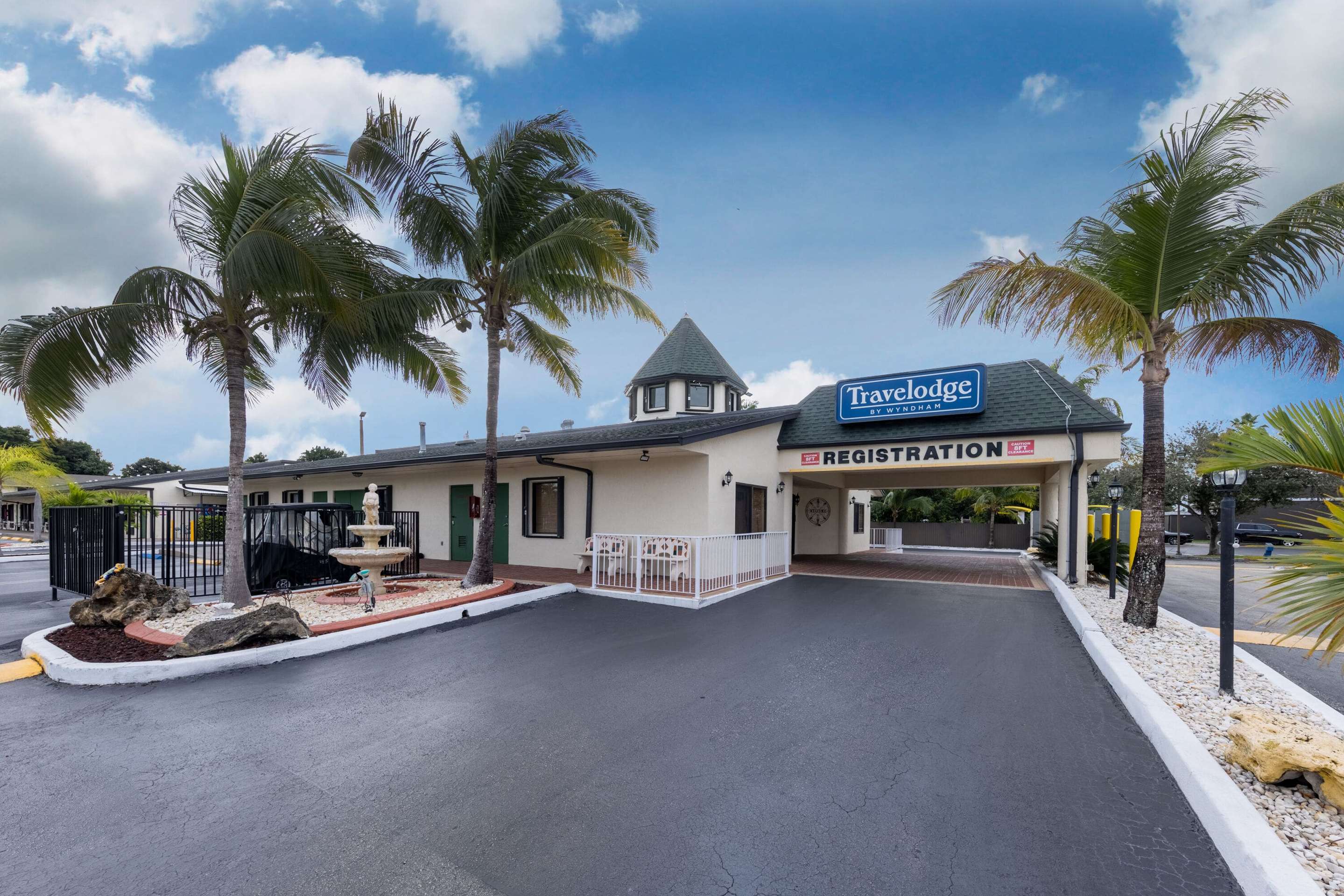 Exterior | Travelodge by Wyndham Florida City/Homestead/Everglades