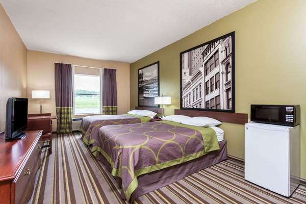  - Super 8 Hotel La Grange - I-71, Exit 22