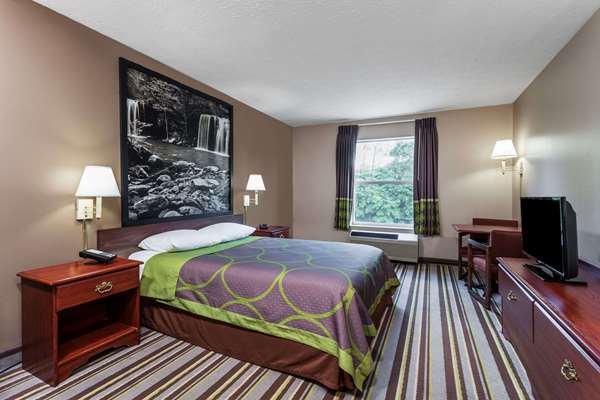  - Super 8 Hotel La Grange - I-71, Exit 22