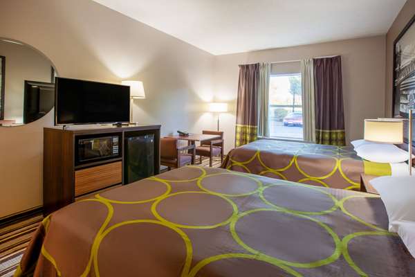  - Super 8 Hotel La Grange - I-71, Exit 22