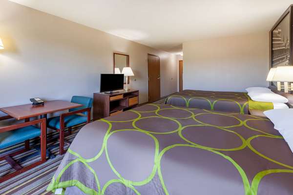  - Super 8 Hotel La Grange - I-71, Exit 22