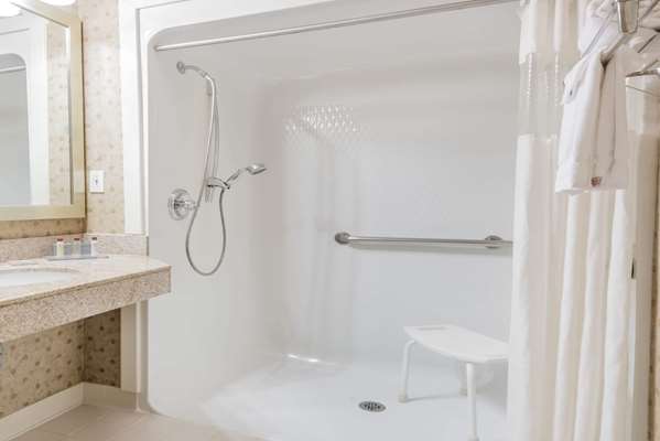  - Wingate by Wyndham Hotel Irving