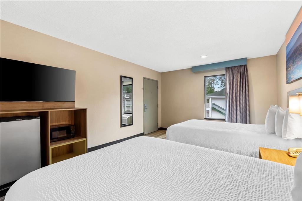 DAYS INN BY WYNDHAM, BAINBRIDGE-guestroom-Guest Room,On-Site,Double Room.jpg