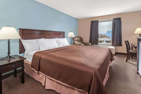  - Super 8 Hotel South Edmonton