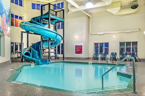 Pool - Super 8 Hotel South Edmonton