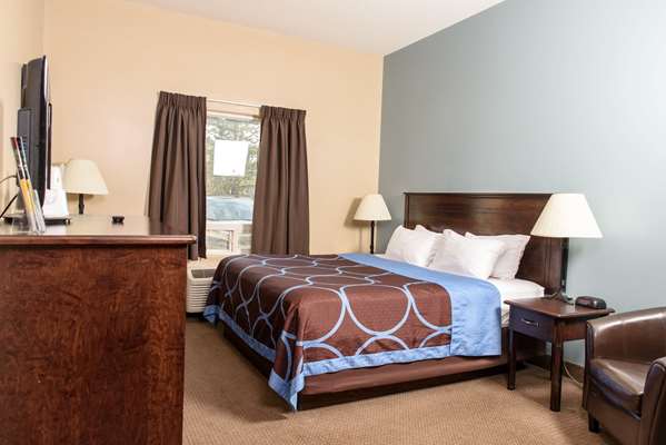  - Super 8 Hotel South Edmonton