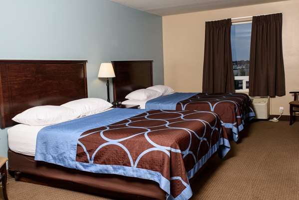  - Super 8 Hotel South Edmonton