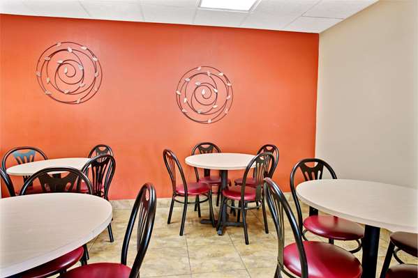  - Super 8 Motel Maingate Kissimmee