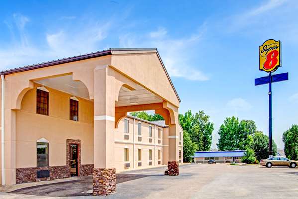 Exterior view - Super 8 Hotel Forrest City - I-40, Exit 241
