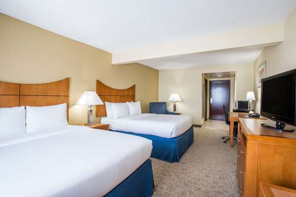  - Wingate by Wyndham Hotel & Convention Center Orlando