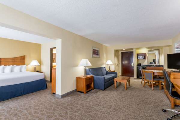  - Wingate by Wyndham Hotel & Convention Center Orlando